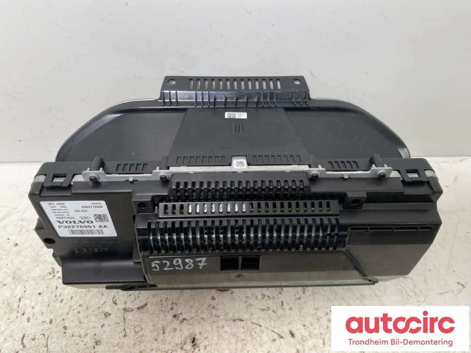 Instrumentpanel til Volvo V90 / V90 CC / S90 2016-->>  (..|32276901|36051311|)