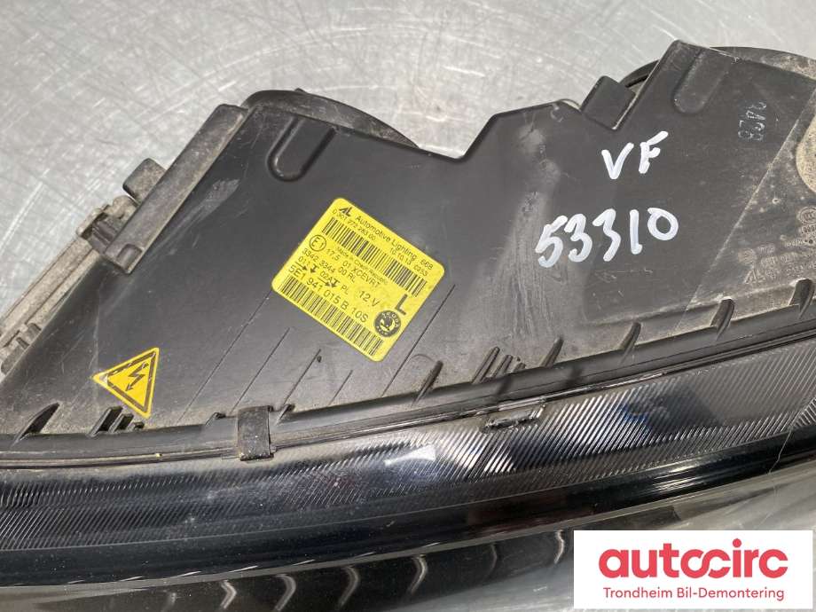 Frontlykt venstre xenon til Škoda Octavia 2013-2016 (Type III, Fase 1)  (5E1941015B|5E1941017B|)