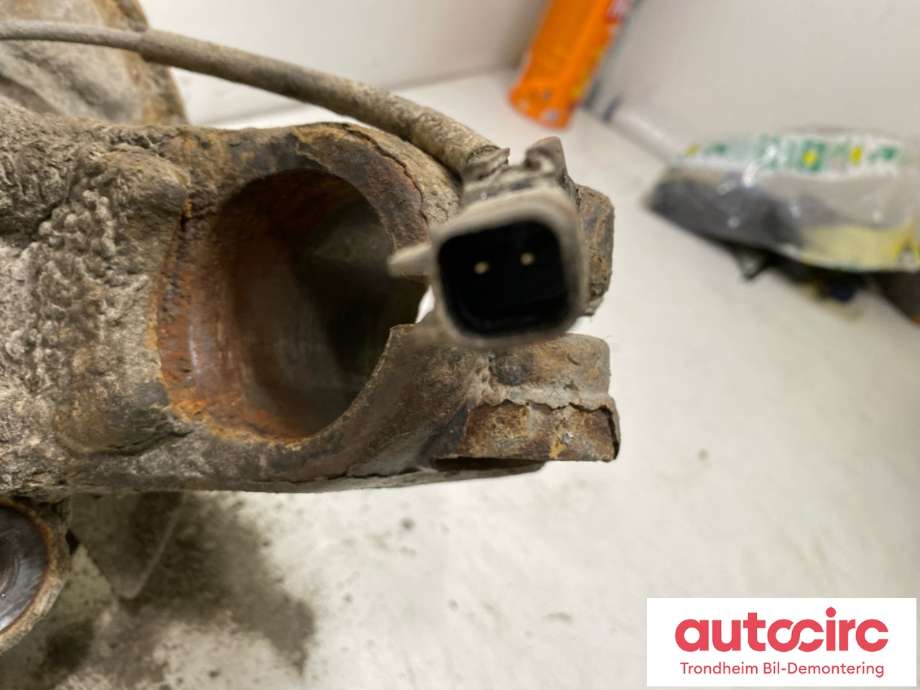 Hjulspindel venstre foran til Ford Transit 2014-->> (2350086|BK21-3K186-AF|)