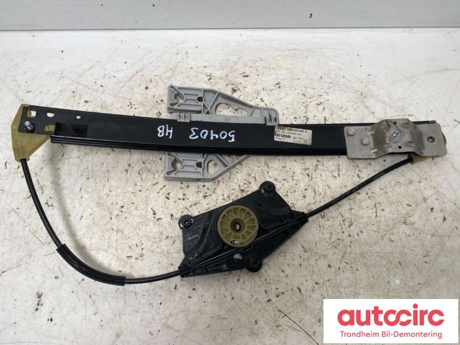 Ruteheis høyre bak til Audi A4 2007-2014 (Type IV) (B8) (B8) (BROSE|8K0839462A|8K0839462C|)