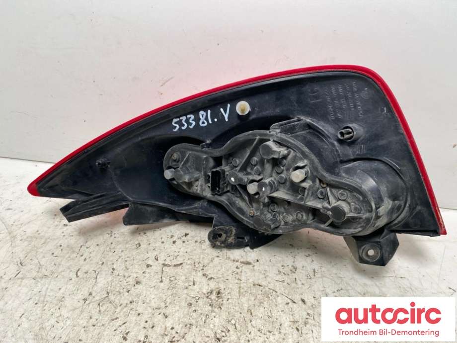 Baklykt venstre til Nissan Primera 2002-2007 (P12) (P12) (..|26555AU210|26555AU21A|)