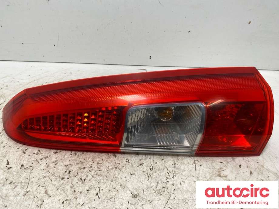 Baklykt høyre øvre til Volvo V70, 2005-2007 (Type II, Fase 2)  (HELLA|30655375)