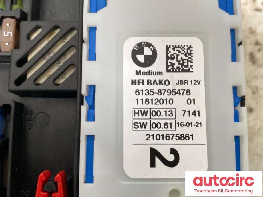 Sikringsboks bagasjerom til BMW M3 2020-->> (G80) (G80) (..|5A0E7D0|61145A0E7D0|)