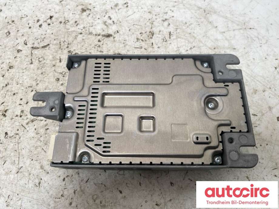 Antenne forsterker til BMW M3 2020-->> (G80) (G80) (..|5A3CF74|65125A5CA89|)