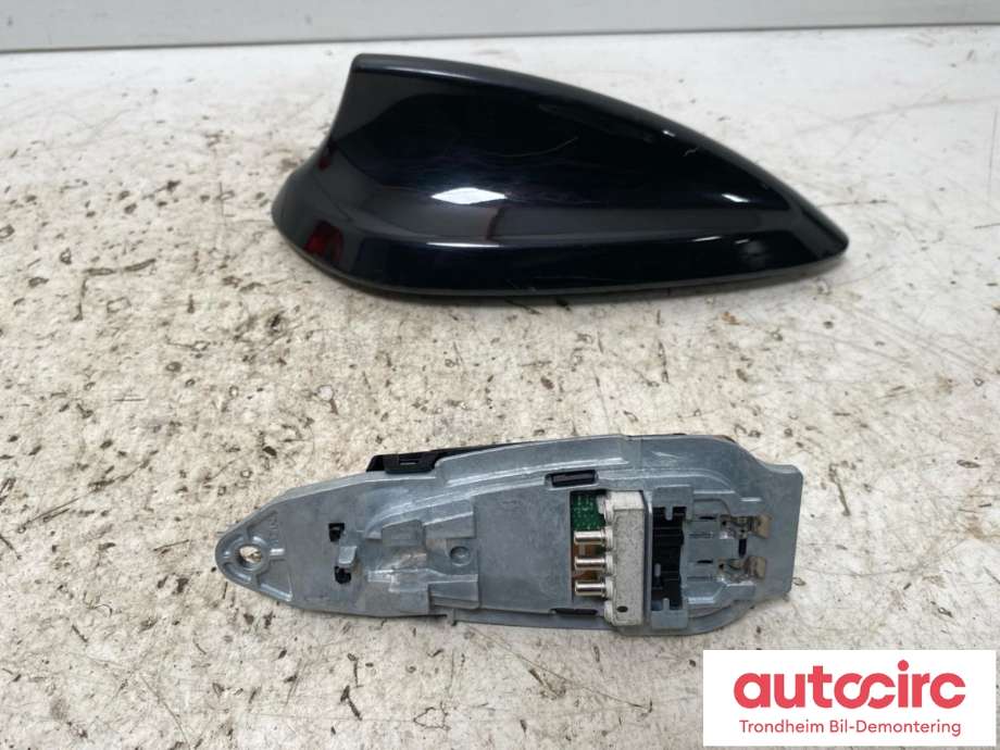 Antenne navigasjon til BMW M3 2020-->> (G80) (G80) (...|9364617|65206826326|65209371344)