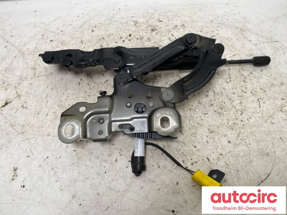 Panserhengsler til BMW M3 2020-->> (G80) (G80) (VENSTRE FORAN|41008494431|)