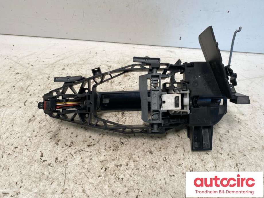 Dørhåndtak utv venstre foran til BMW M3 2020-->> (G80) (G80) (...|51219881779|51215A65DC7|)