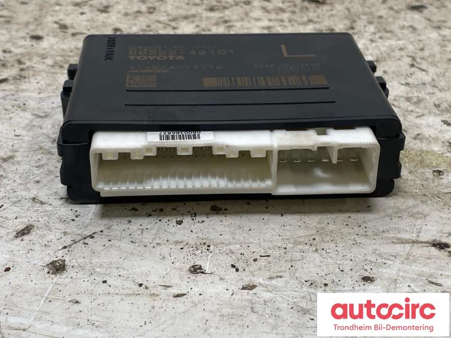 Styreenhet elektrisk bakluke til Toyota RAV4 2019-->> (Type V)  (AISIN|89222-42101|414814-11112|)