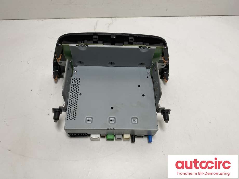 Bilstereo navigasjon til Suzuki SX4 S-CROSS 2013-->> (Type II)  (BOSCH|3992062M10DB7|3992062MA4|)
