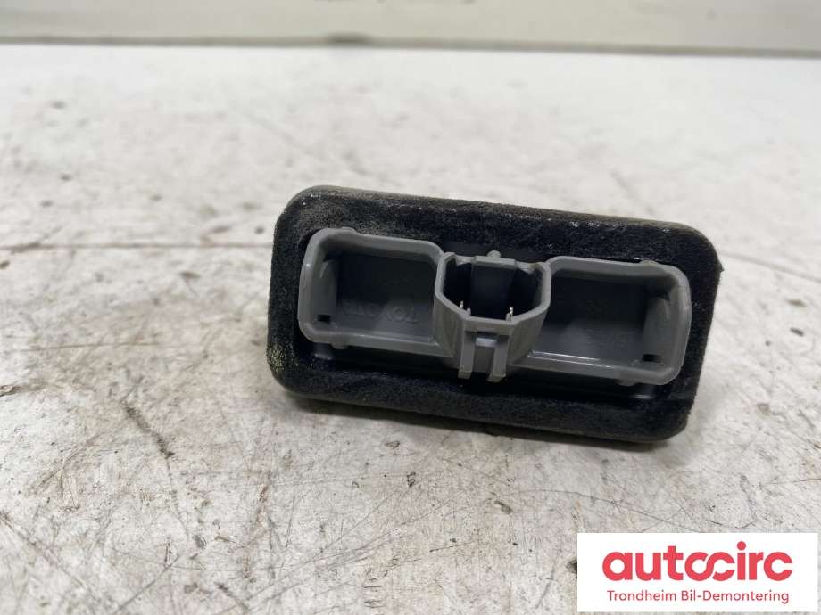 Skiltlys til Suzuki Across 2020-->>  (TOYOTA|T8127-03311|A045053|33-193)