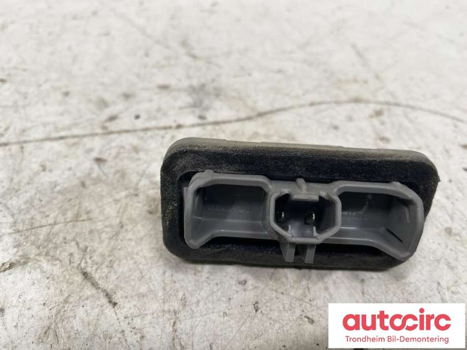 Skiltlys til Suzuki Across 2020-->>  (TOYOTA|T8127-03311|A045053|33-193)