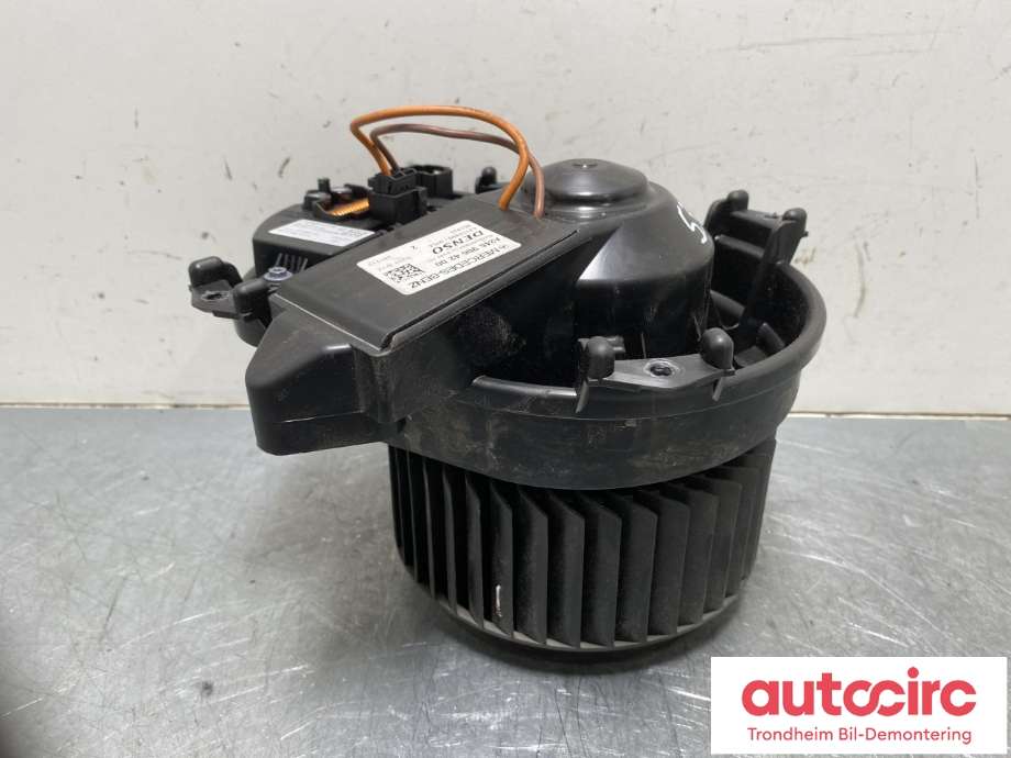 Varmeapparat motor til Mercedes A-Klasse 2012-2018 (W176) (W176) (DENSO|A2469064200|A2469061601|)
