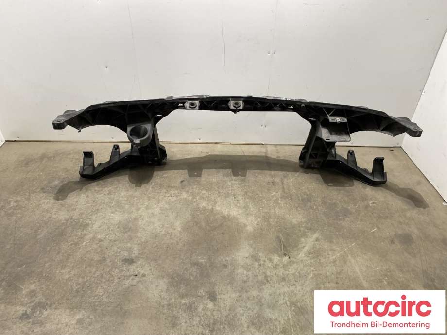Frontplate til Mercedes Sprinter 2006-2013 (Fase 1) (906) (906) (..|A 906 880 02 03|)