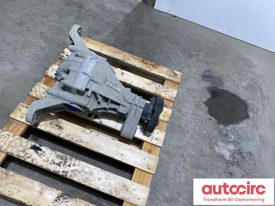 Kardang klokke bak til Mercedes ML 2005-2011 (W164) (W164) (A1643500414|)
