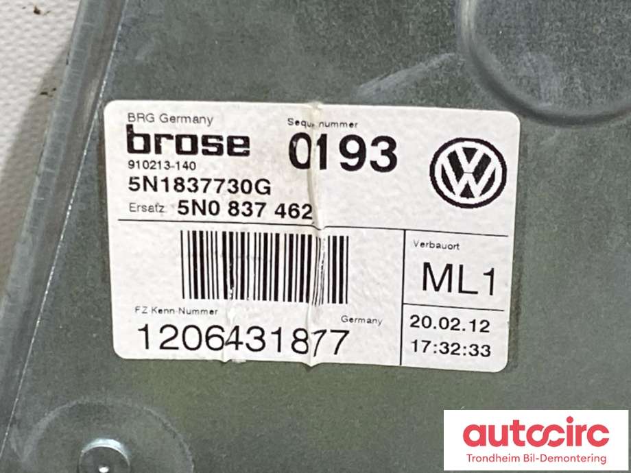 Ruteheis høyre foran til VW Tiguan 2011-2016 (Type I, Fase 2)  (..|5N0837756|)
