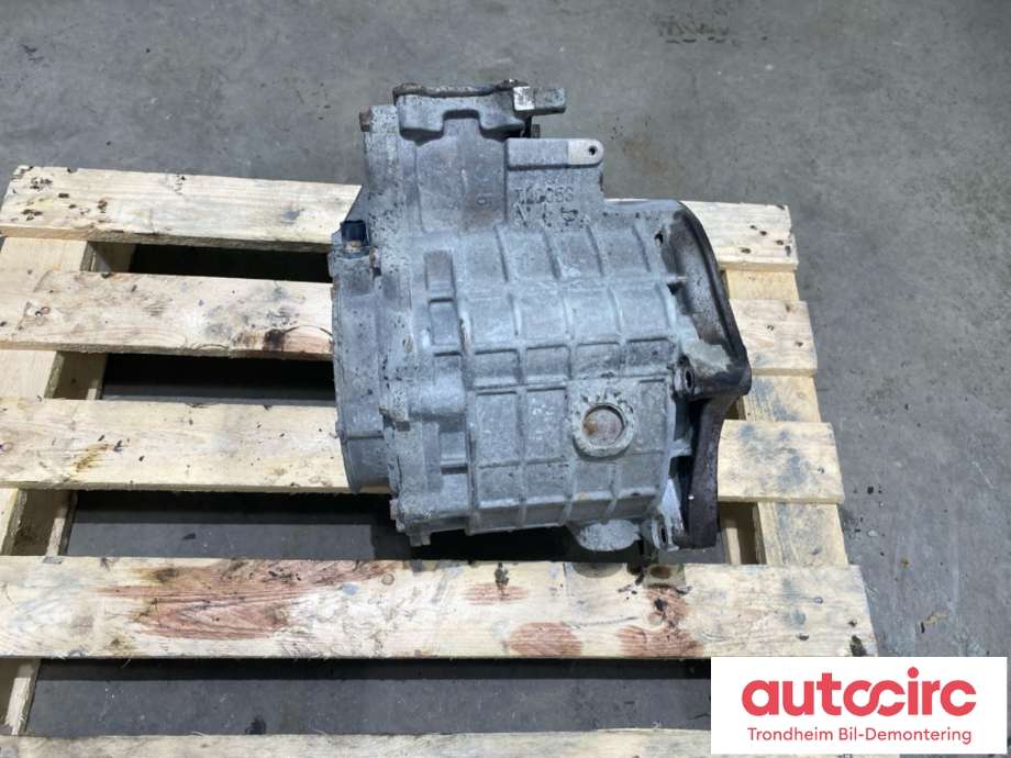 Motor hybrid bakaksel til Mitsubishi Outlander 2015-->> (Type III, Fase 2)  (9499D146|)