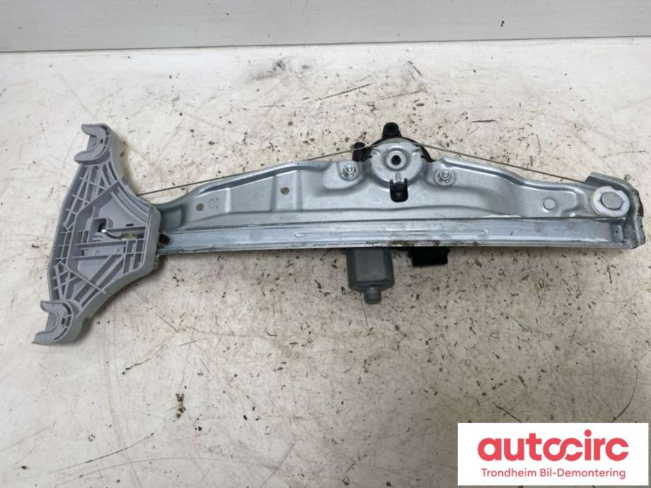 Ruteheis høyre foran til Hyundai Ioniq 5 2021-->>  (..|82402-NI010|82404-GI000|)