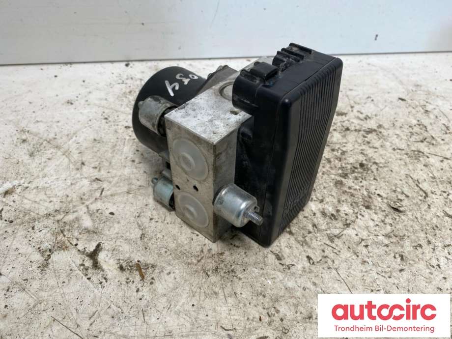 ABS sentral til Toyota Hiace 2007-2012 (Fase 3)  (...|44510-26030|44050-26040|)