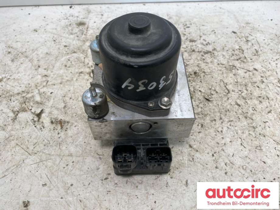 ABS sentral til Toyota Hiace 2007-2012 (Fase 3)  (...|44510-26030|44050-26040|)