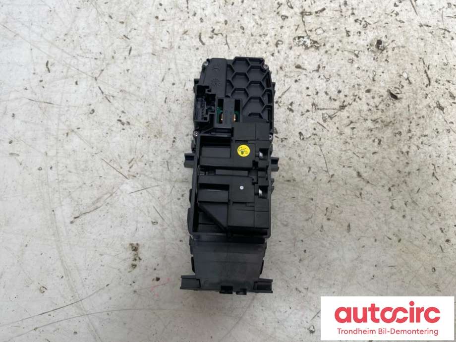 Girstang/girvelger automat til Audi Q4 e-tron 2021-->>  (AUDI|89A 713 059 C|)