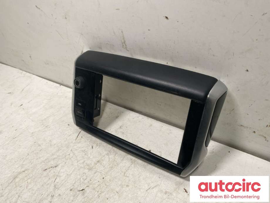 Innredning diverse til Peugeot 2008 2013-2019 (Type I)  (96 738 995 VV|1131153XVV34|)