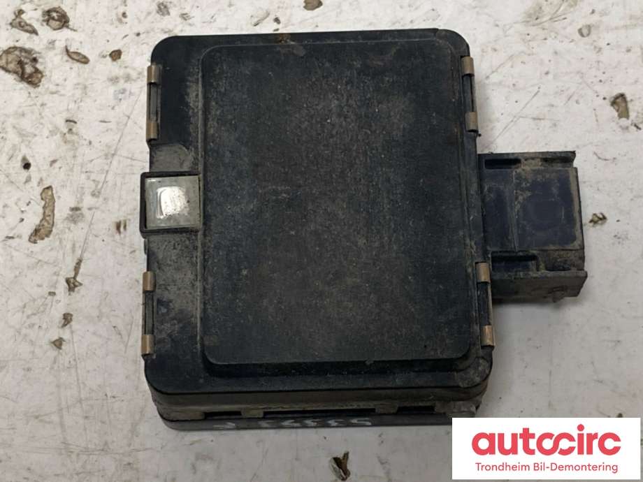 Sensor radar til Tesla Model S 2013-2016 (Fase 1)  (BOSCH|1038224-00-B|1038224-00-A|1057551-00-B| 0203300327)