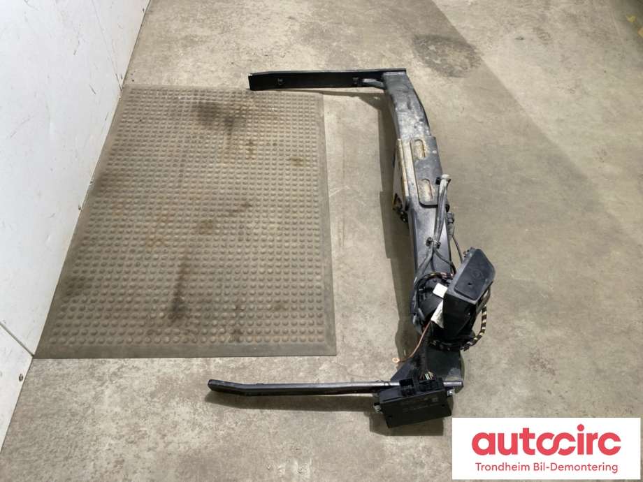 Hengerfeste til VW Tiguan 2011-2016 (Type I, Fase 2)  (5N0 803 881 E|)