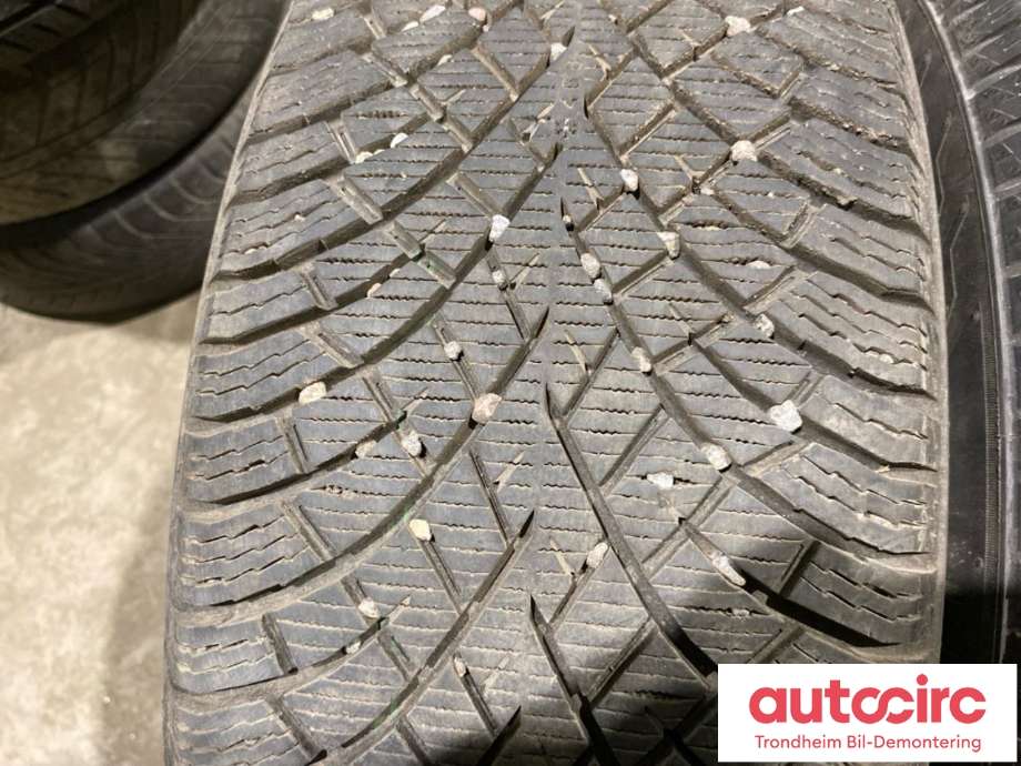 Hjulsett aluminium vinter til Volvo EC40 2024-->>  (19 TOMMER|255/45R19|PROD: 0123|6-8MM)