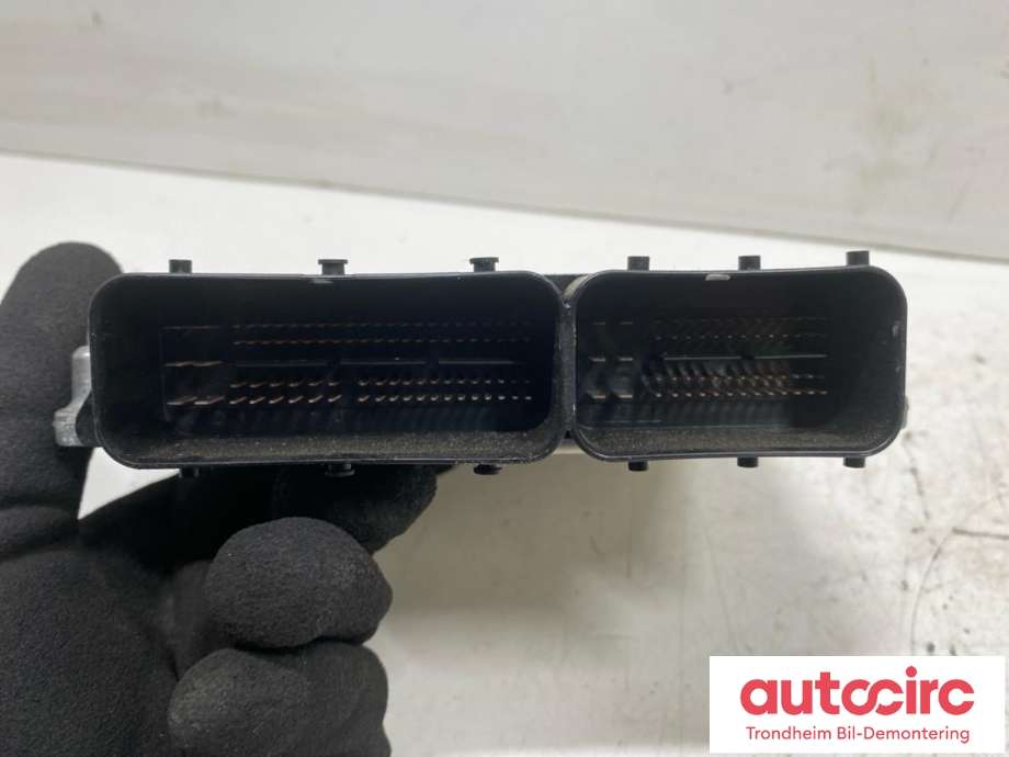 Styreenhet motor til BMW 3-Serie 2005-2011 (E90/E91/E92/E93) (E90/E91/E92/E93) (BOSCH/BMW|12 14 7 557 291|0 261 201 159|7561834)