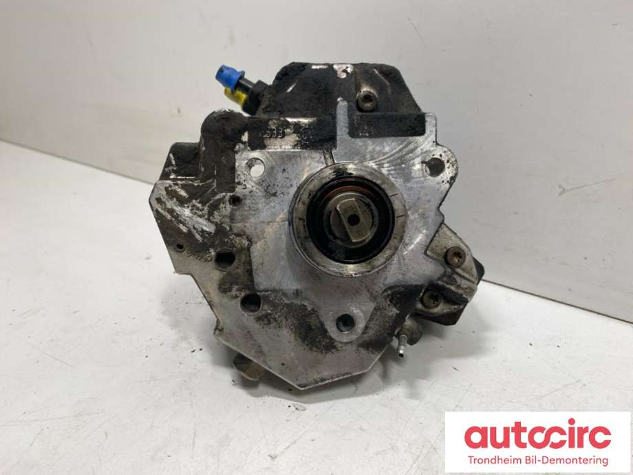 Dieselpumpe til Volvo V70 2000-2004 (Type II, Fase 1)  (BOSCH|8251785|0445010043|8689590)