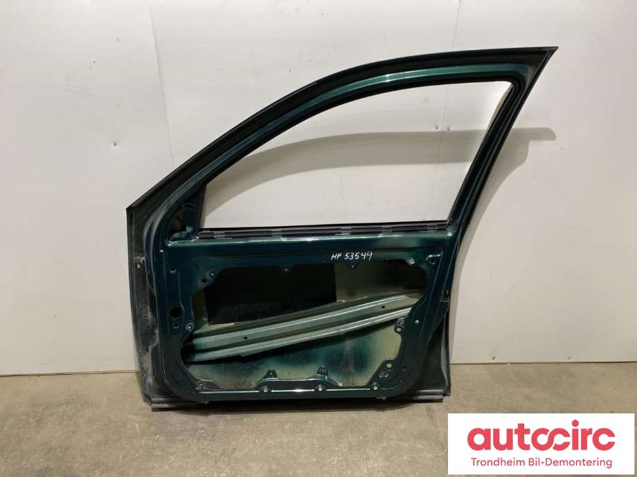 Dør høyre foran til VW Golf IV 1998-2003  (1J4 831 056 H|)