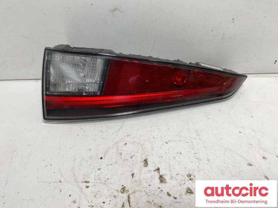 Baklykt høyre nedre til Toyota Prius 2016-2023 (Type IV) (combi) (combi) (..|81580-47010|81581-47010|81581-47011)