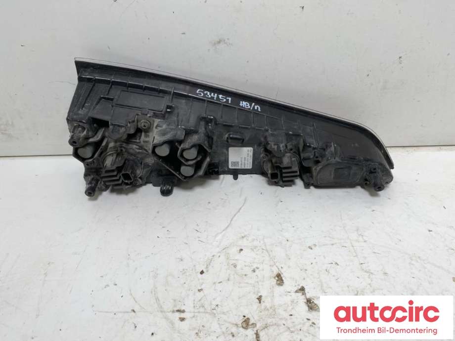 Baklykt høyre nedre til Toyota Prius 2016-2023 (Type IV) (combi) (combi) (..|81580-47010|81581-47010|81581-47011)