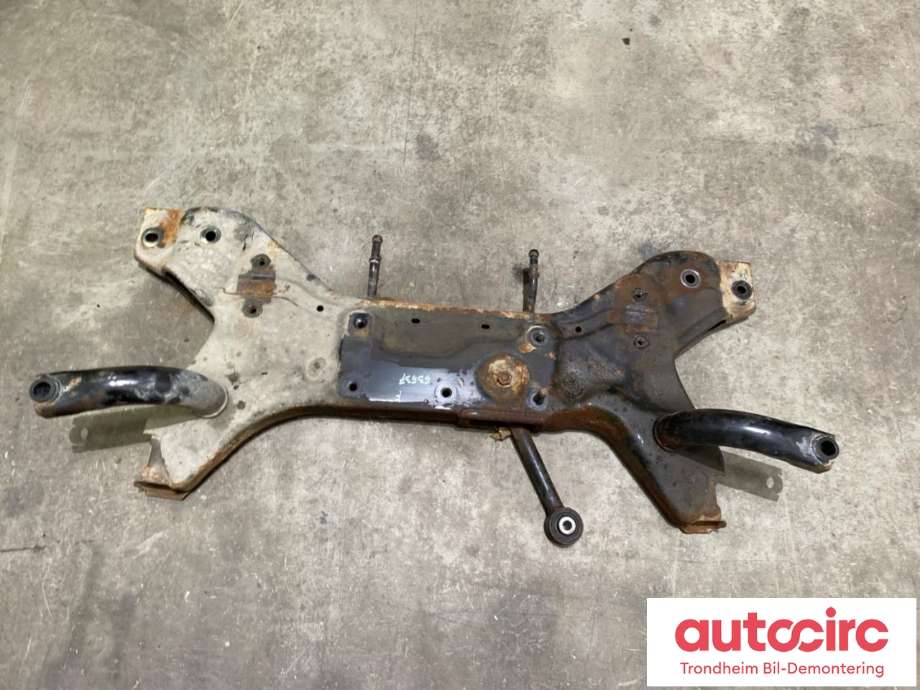 Travers foran hoved til Smart Forfour 2004-2007 (Type I) (W454) (W454) (...|A4543300006|A 454 330 00 06|)