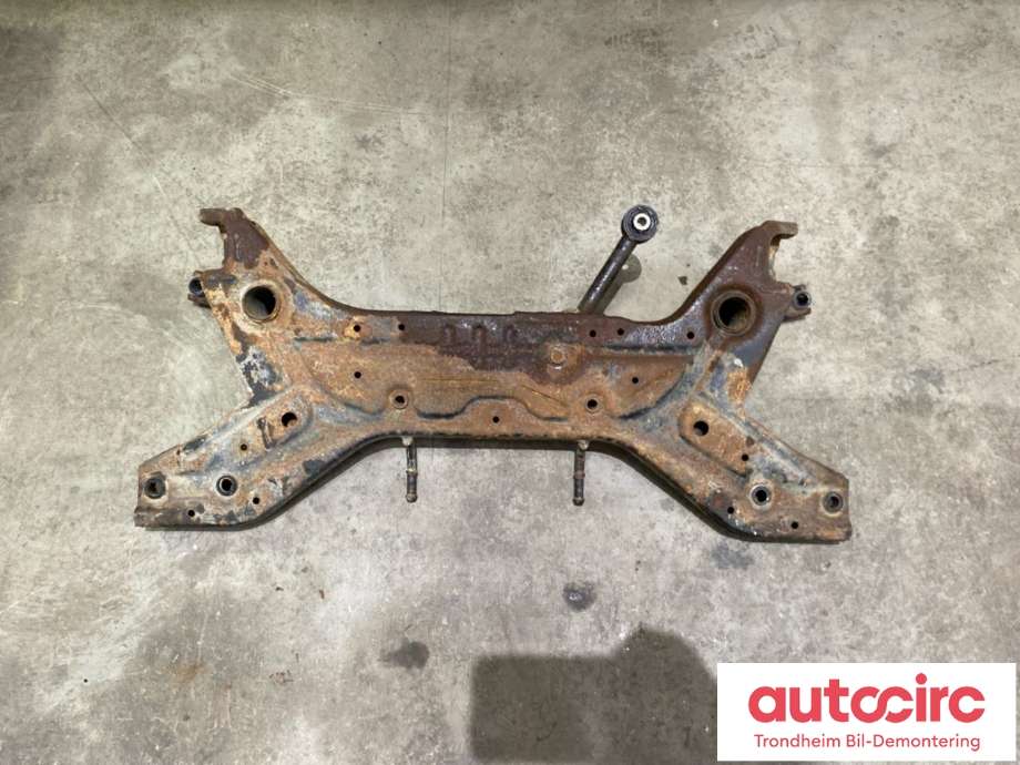 Travers foran hoved til Smart Forfour 2004-2007 (Type I) (W454) (W454) (...|A4543300006|A 454 330 00 06|)