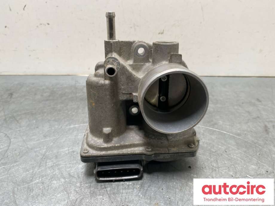 Spjeldhus til Toyota Yaris 2012-2014 (Type III, Fase 1)  (22030-47040|)