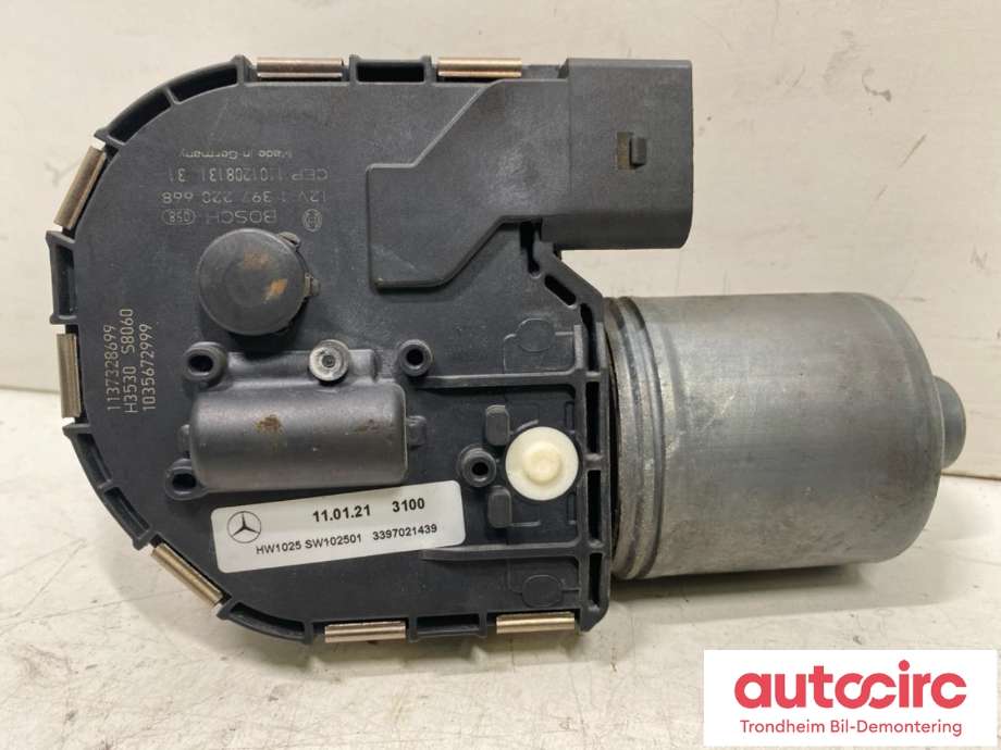 Viskermotor frontrute til Mercedes GLK 2008-2015 (X204) (X204) (BOSCH/MERCEDES|A 204 820 13 40|1 397 220 668|3397021439)