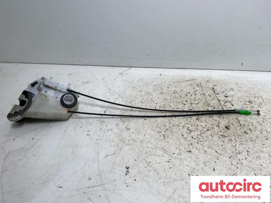 Låsekasse høyre bak til Toyota Verso-S 2011-2015 (COMBI) (COMBI) (..|69050-52220|)