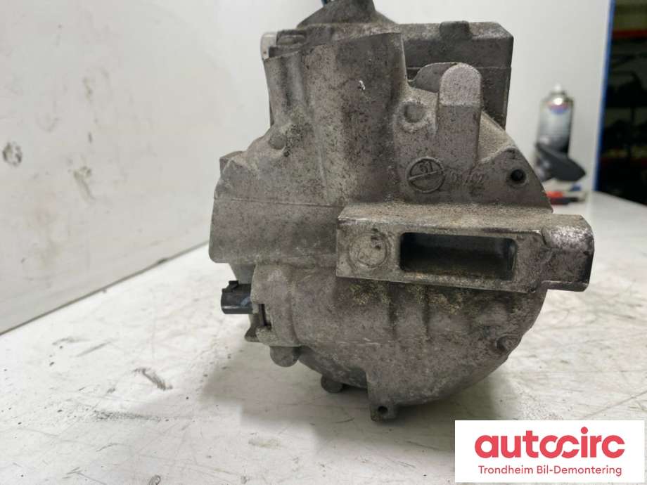 Aircondition kompressor til Mercedes GLK 2008-2015 (X204) (X204) (VALEO/MERCEDES-BENZ|A 002 230 50 11|A 002 230 31 11|1011236008)