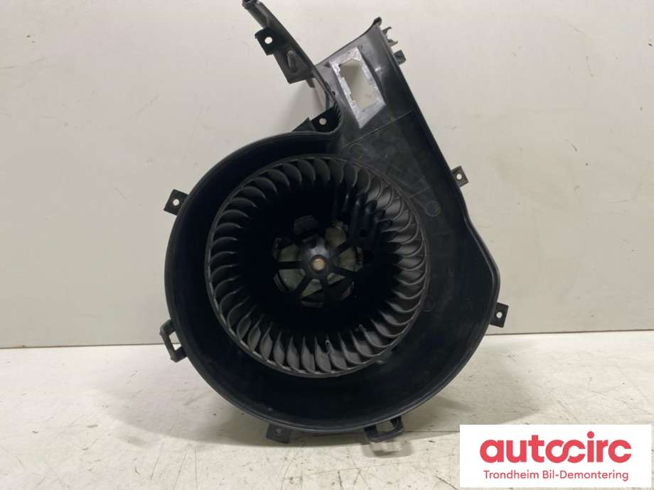 Varmeapparat motor til Opel Vectra C 2005-2008 (Type II)  (13250115|)