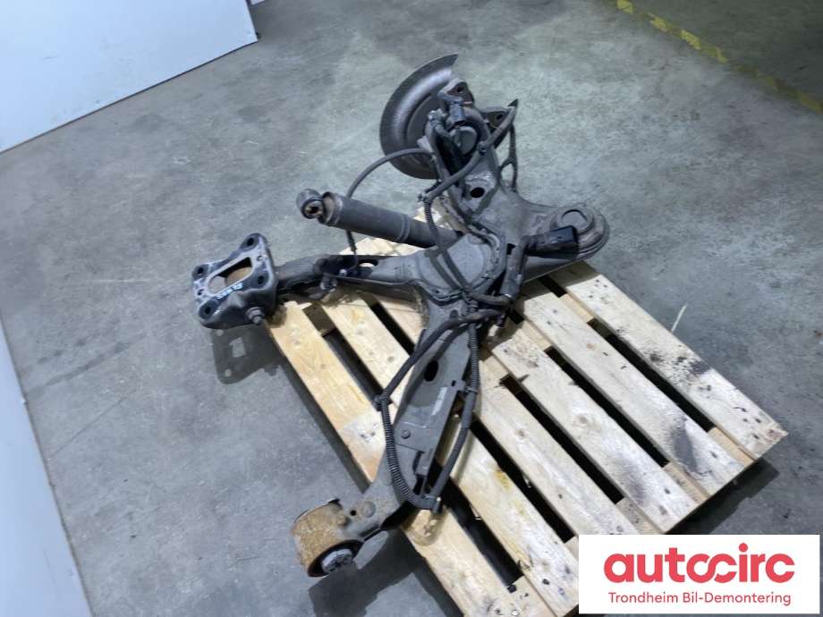 Bærebru høyre bak til Citroën Spacetourer 2017-->>  (..|16 192 667 80|1619266780|)