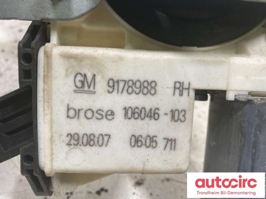 Ruteheis høyre foran til Opel Vectra C 2005-2008 (Type II)  (9178988|93171821|)