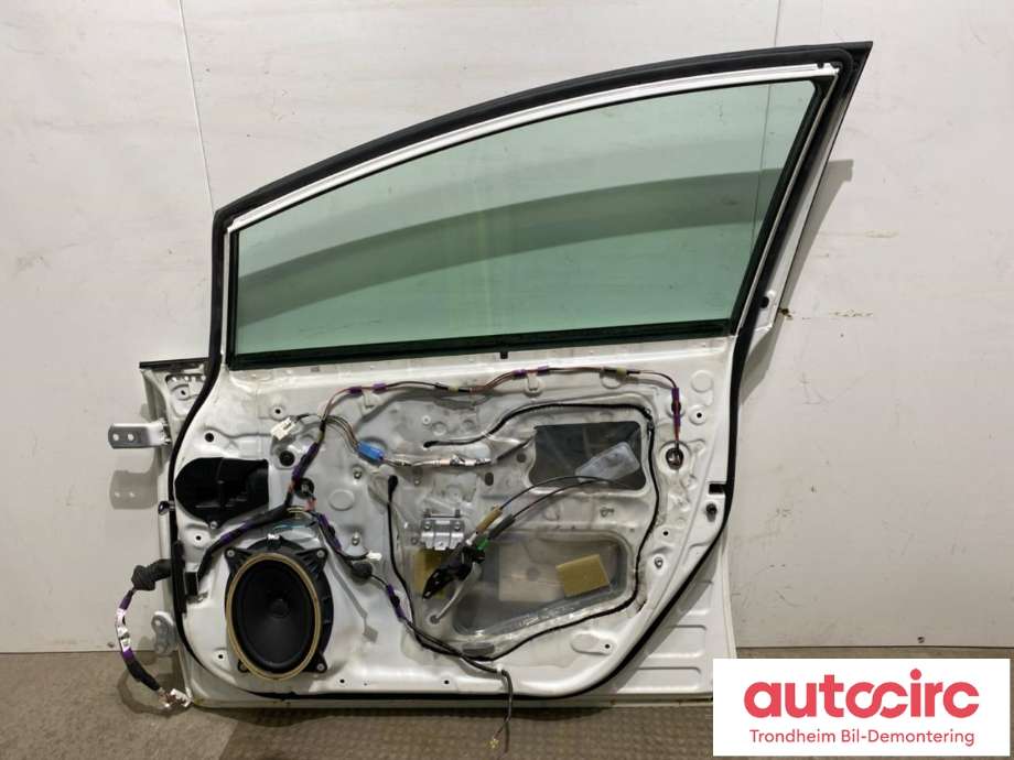 Dør høyre foran til Toyota Prius 2009-2016 (Type III) (COMBI) (COMBI) (..|6700147070|6700147071|)