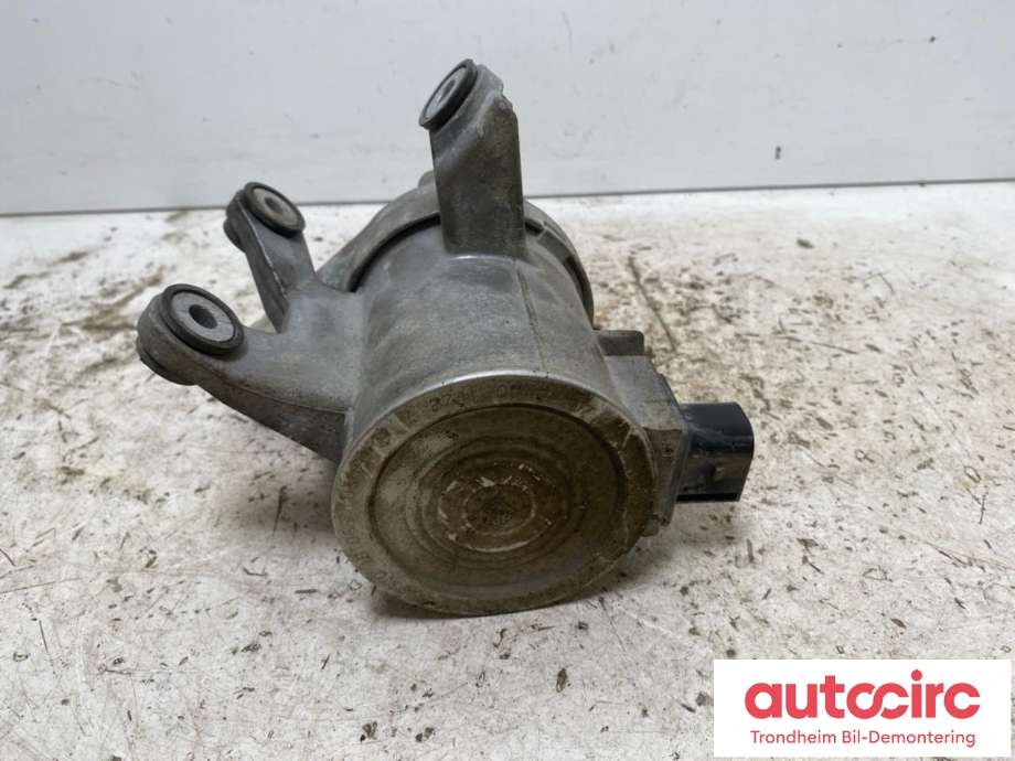 Vannpumpe elektrisk til Mercedes GLC 2015-2022 (X253) (X253) (..|A2742000207|A 274 200 02 07 00|)
