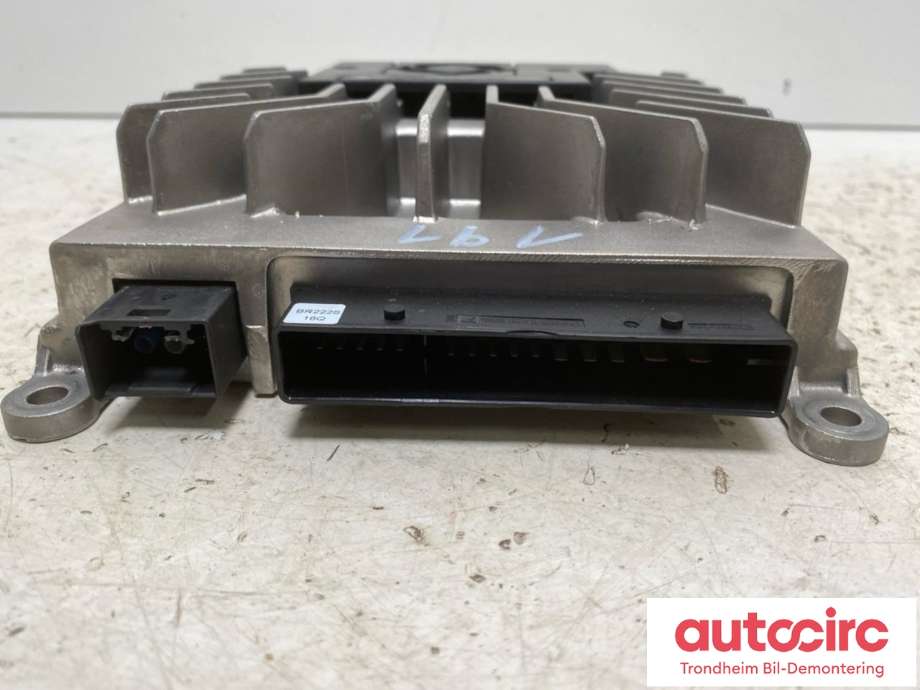 Bilstereo forsterker til Mercedes GLC 2015-2022 (X253) (X253) (..|A2229000618|)
