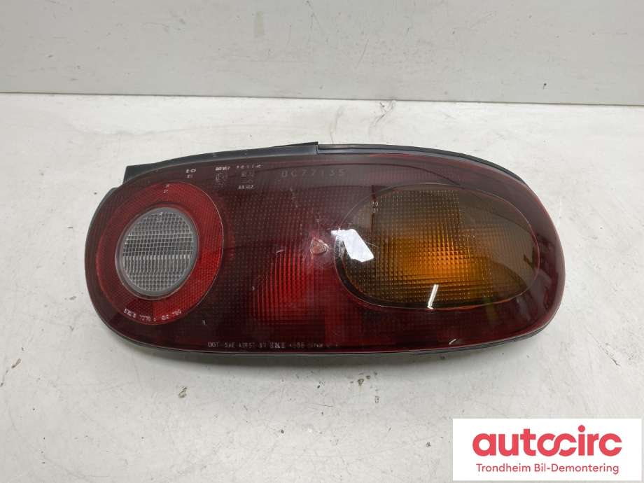 Baklykt høyre til Mazda MX-5, 1989-1998 (Type I)  (REDUSERT PRIS|8BN351150)