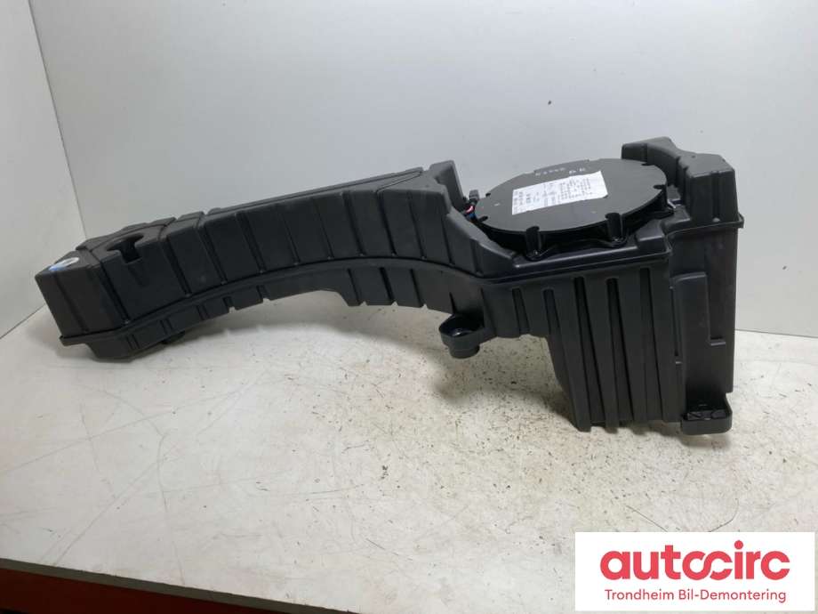 Bilstereo sub-woofer til Audi e-tron 2018-->> (..|4KE035621A|)