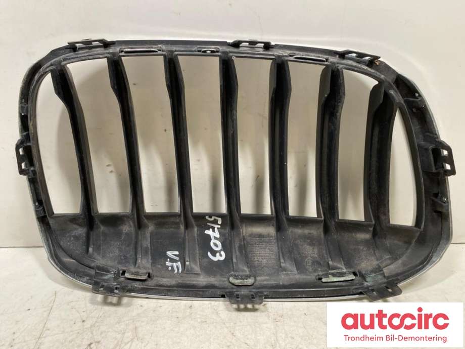 Grill venstre til BMW X1 2015-2022 (F48) (F48) (..|51 11 7 383 365|)