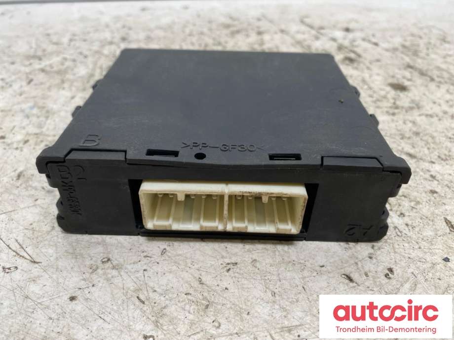 Styreenhet elektrisk parkbrems (EPB - Electric Parking Brake) til Mitsubishi Outlander 2015-->> (Type III, Fase 2)  (DENSO|8631B776|1127009340|)