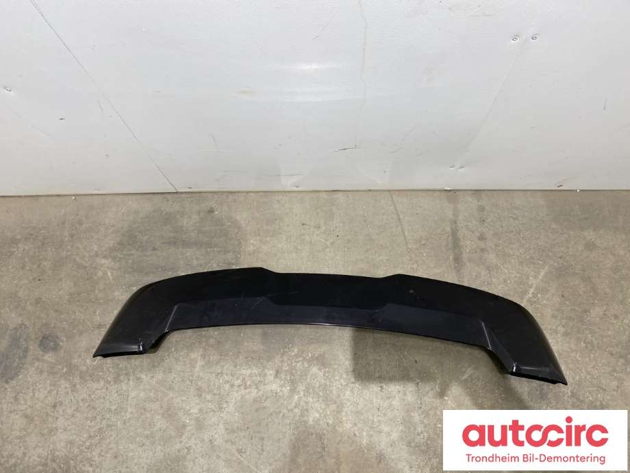 Spoiler bakluke til Mitsubishi Outlander, 2015-->> (Type III, Fase 2)  (..|6515A412XB)
